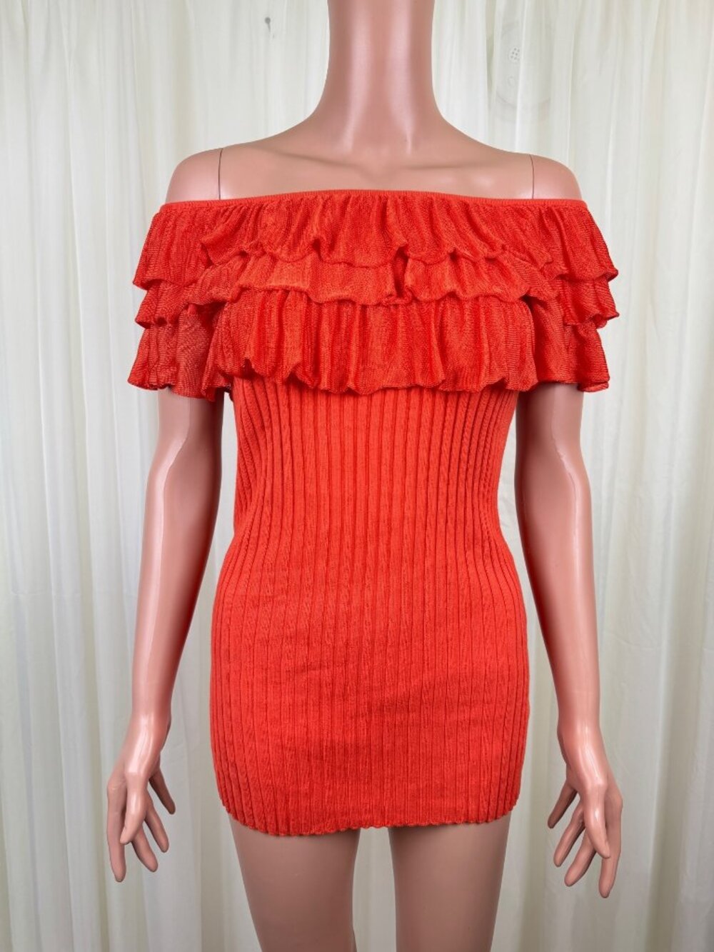 Y2K Women's Tracy M Ruffle Accent Ribbed Off-the-Shoulder Top Sz Small Resort